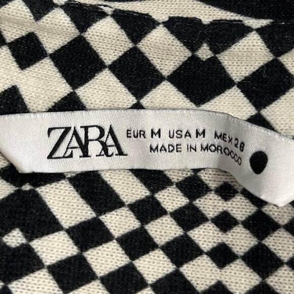 Zara Black White Checkered Plaid Long Sleeve Button Down Shirt Blouse Top Sz M - Picture 3 of 4